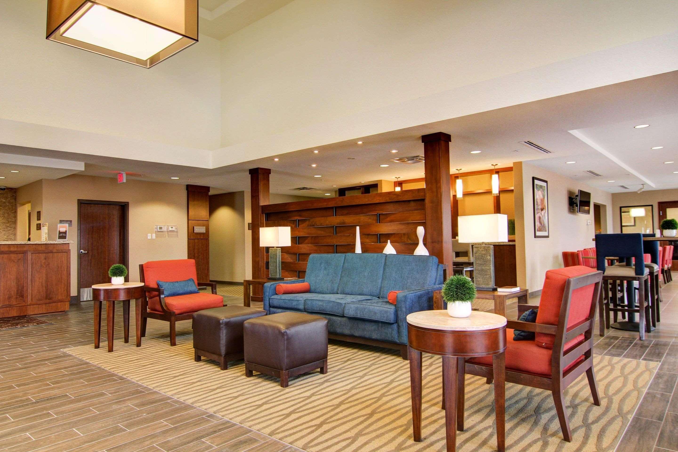 Comfort Suites Carlsbad Exterior photo